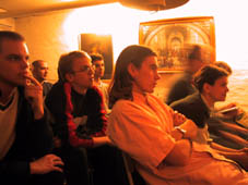 yconf1.JPG (16343 bytes)